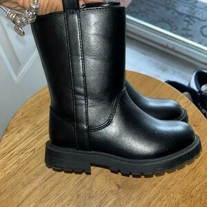 Toddler girl Old Navy boots sz 8